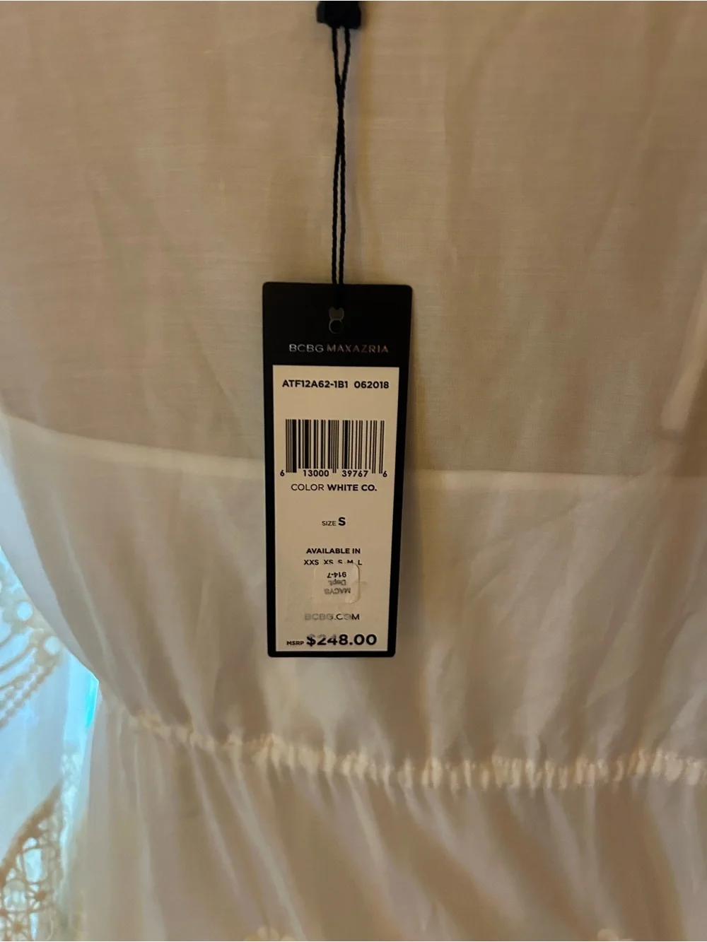 BCBGMaxAzria cotton/silk embroidered caftan top. Small. Boho romantic, resort. - Picture 4 of 12